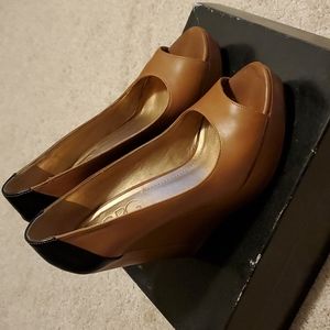 BCBG Paris platform brown heels 7.5